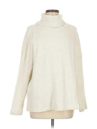 Pre-owned Old Navy Turtleneck Sweater In White