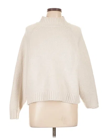 Pre-owned Old Navy Turtleneck Sweater In White
