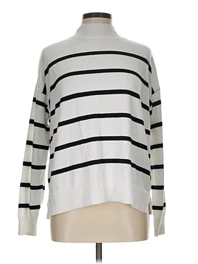 Pre-owned Old Navy Turtleneck Sweater In White