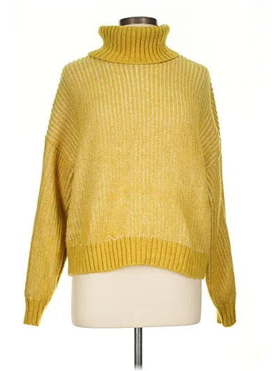 Pre-owned Old Navy Turtleneck Sweater In Yellow