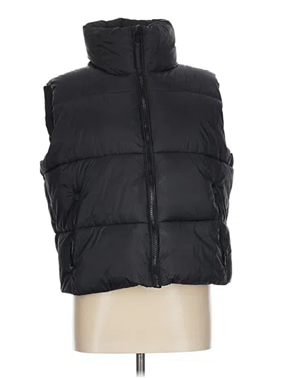 Pre-owned Old Navy Vest In Black