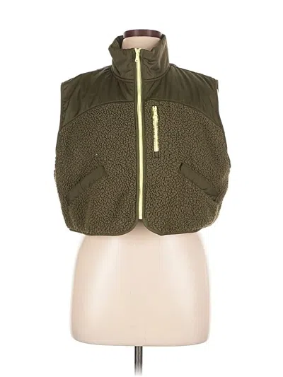 Pre-owned Old Navy Vest In Green