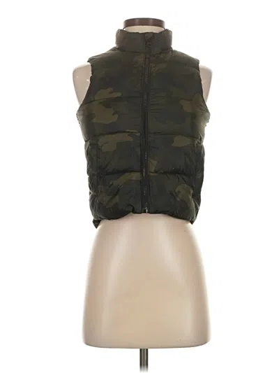 Pre-owned Old Navy Vest In Green