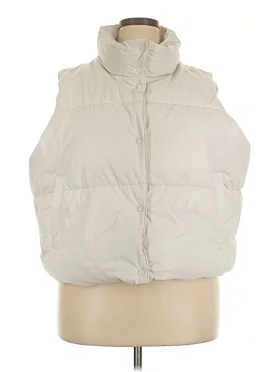Pre-owned Old Navy Vest In Ivory