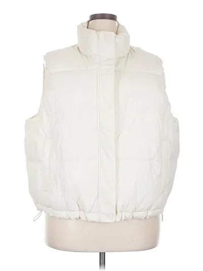 Pre-owned Old Navy Vest In White