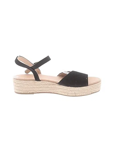 Pre-owned Old Navy Wedges In Black