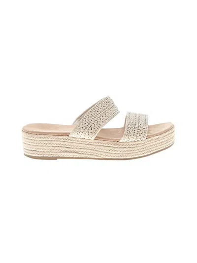 Pre-owned Old Navy Wedges In Ivory