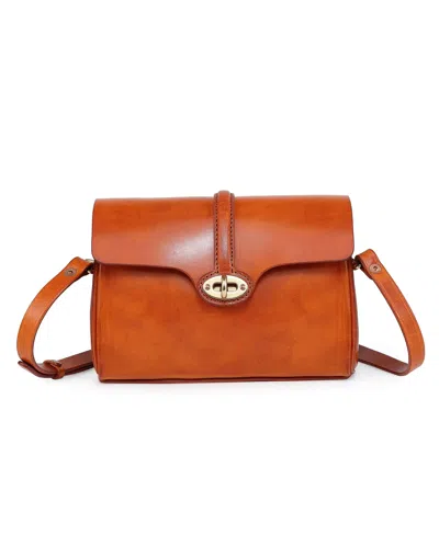Old Trend Laurel Vintage Crossbody Bag In Caramel