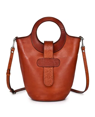 Old Trend Lily Small Bucket Crossbody Bag In Brown