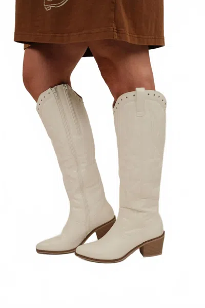 Olem Women's High Range Wide-calf Boots In White