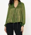 Oliphant Cairo V-neck Pintuck Blouse In Green In Green