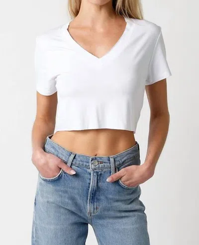 Olivaceous Alana Cropped V Neck Tee In White In Multi