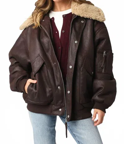 Olivaceous Aspen Pu Bomber Jacket In Brown Camel