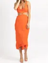 OLIVACEOUS BACK TIE SLEEVELESS MIDI DRESS IN ORANGE