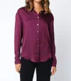 OLIVACEOUS EVEREST SATIN BUTTON DOWN BLOUSE IN SANGRIA