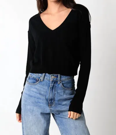 OLIVACEOUS LOREN SWEATER IN BLACK