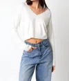 Olivaceous Loren Sweater In Off White In White