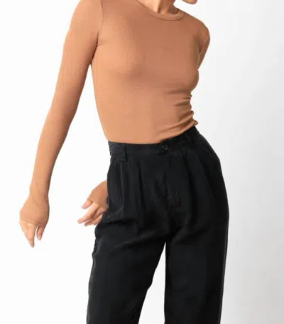 Olivaceous Ribbed Fitted Long Sleeve Top In Caramel In Brown