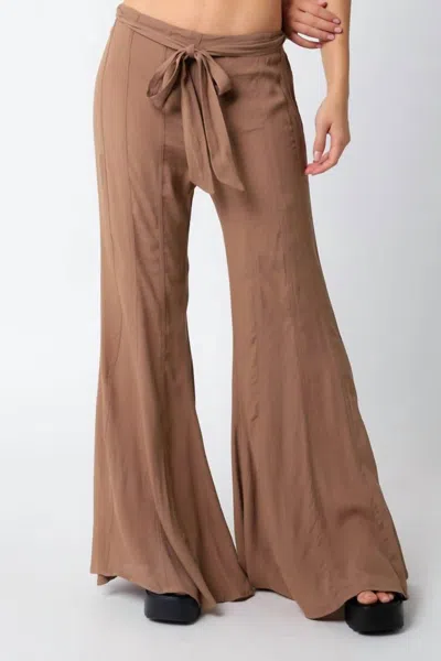 Olivaceous Sabrina Flare Pant In Earth In Brown