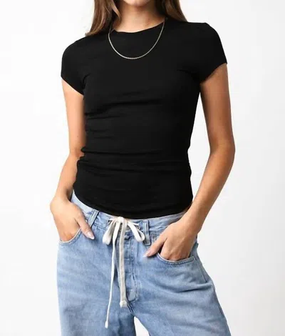 Olivaceous Serena Ribbed Cap Sleeve Top In Black