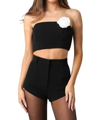 Olivaceous Sofia Rose Top In Black