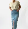 Olivaceous Sweater Vest In Cream In White