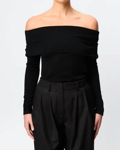 Olivaceous The Maren Off-shoulder Top In Black
