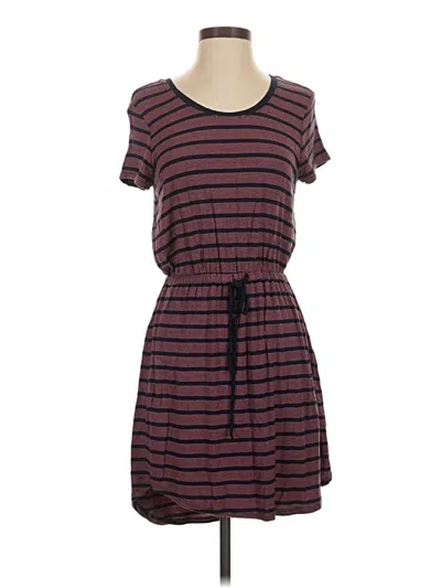 Pre-owned Olive & Oak Casual Dress In Burgundy