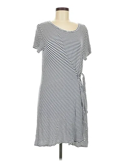 Pre-owned Olive & Oak Casual Dress In Gray