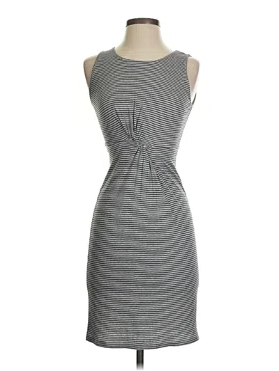 Pre-owned Olive & Oak Casual Dress In Gray