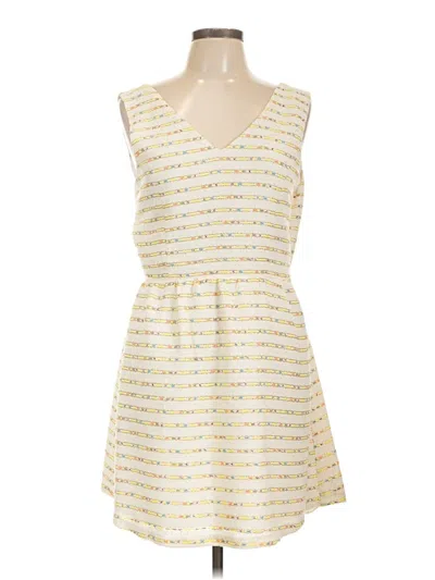 Pre-owned Olive & Oak Casual Dress In Yellow