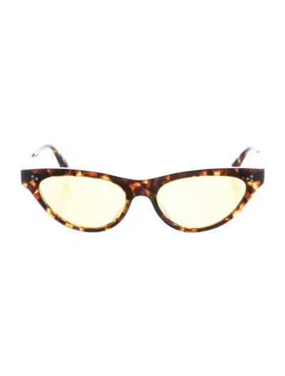 Pre-owned Oliver Peoples Cat-eye Tinted Sunglasses In Brown