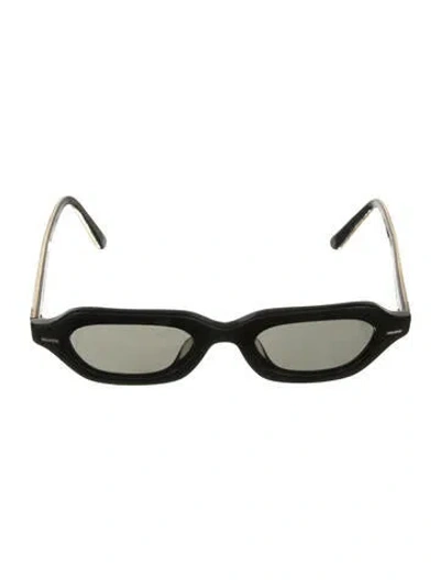 Pre-owned Oliver Peoples Wayfarer Tinted Sunglasses In Black