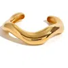 Olivia Le Women's Devlin Gold Retro Wave Cuff Bracelet