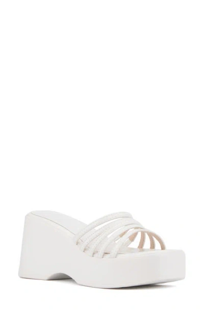 Olivia Miller Dreamer Slide Sandal In White