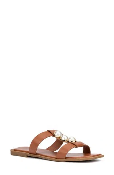Olivia Miller Isadora Imitation Pearl Sandal In Cognac