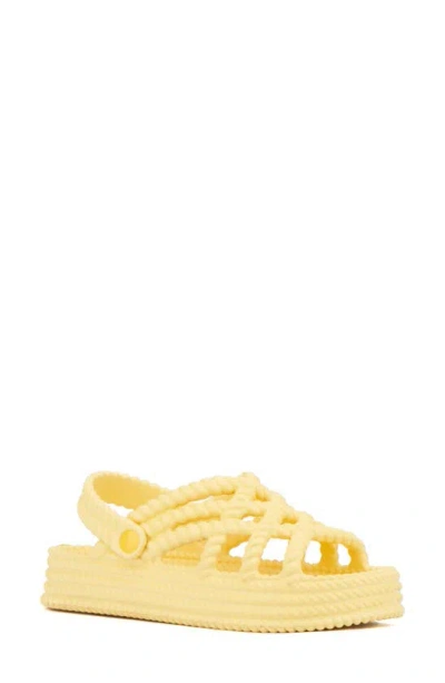 Olivia Miller Jazzy Braid Sandal In Yellow