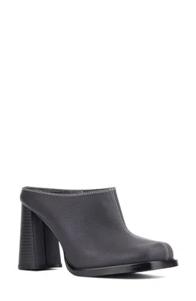 Olivia Miller Square Toe Mule In Black