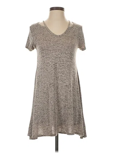 Pre-owned Olivia Rae Casual Dress In Gray