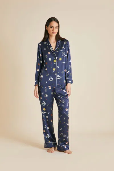 Olivia Von Halle Lila Cosmic Navy Pyjamas In Silk Satin In Blue