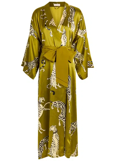 Olivia Von Halle Queenie Chanson Green Leopard Robe In Silk Satin