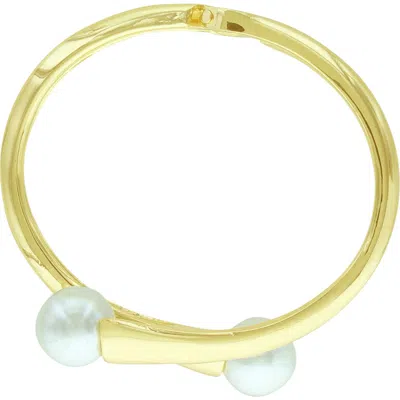 Olivia Welles Imitation Pearl Crossover Hinge Bangle In Gold / White