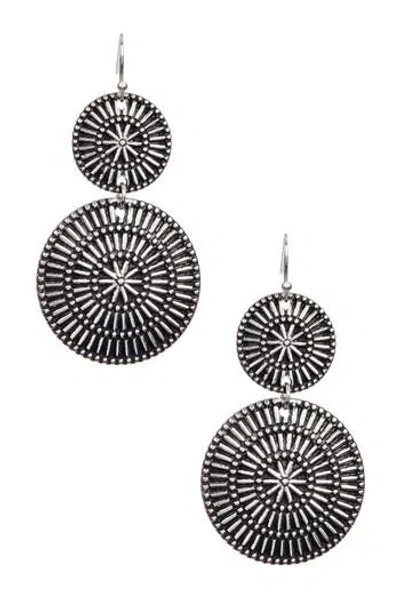Olivia Welles Liona Detail Earrings