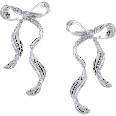 Olivia Welles Wavy Bow Earrings In Metallic