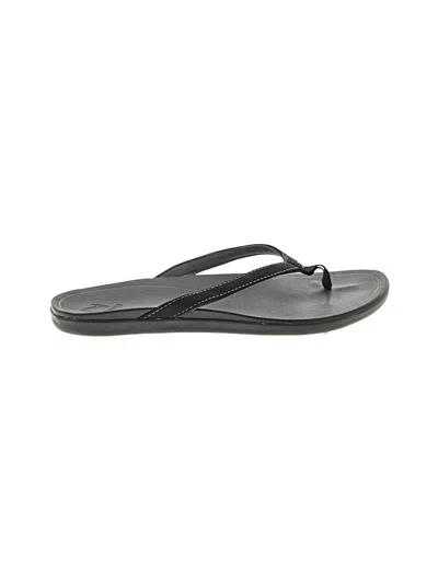 Pre-owned Olukai Flip Flops In Black
