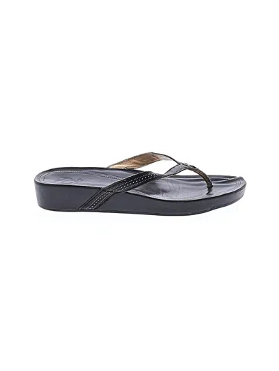 Pre-owned Olukai Flip Flops In Black