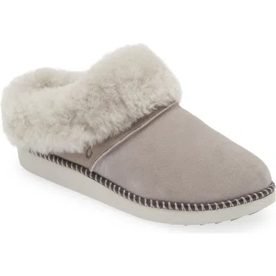Olukai Ku'i Genuine Shearling Slipper In Gray