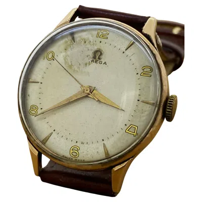 Pre-owned Omega 1940's  Calibre 283 9k Rose Gold Manual 17j Extra Large 37mm Gents' Watch In Red