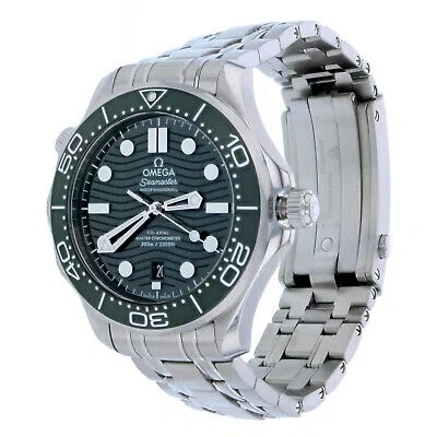 Pre-owned Omega 2024  Seamaster Diver 300m Green 42 Mm Steel Watch 210.30.42.20.10.001