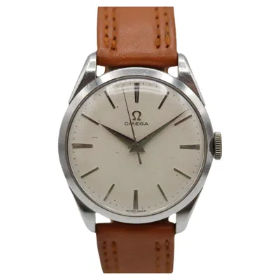 Pre-owned Omega Classic Vintage 2910-5 Jumbo Case Circa 1950 In Multi